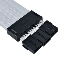 Cable Extensión  Lian Li Strimer Wireless ARGB 3 x 8 Pines Para GPU Blanco