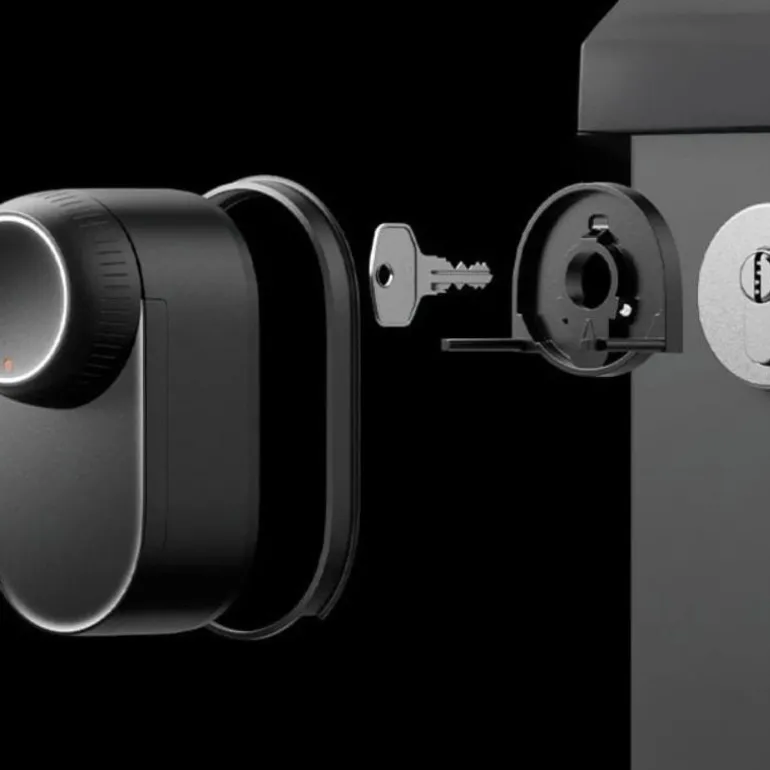 Cerradura Inteligente SwitchBot Lock Ultra VISION Combo Inalámbrico Negro