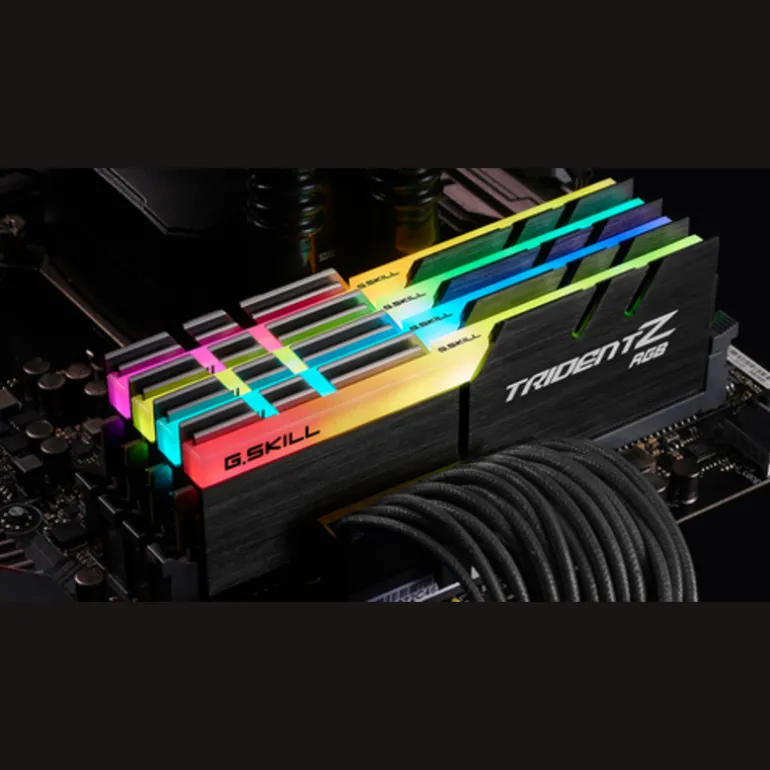 Memoria DDR4 G.Skill Trident Z RGB 32GB 4x8GB 4000Mhz CL18