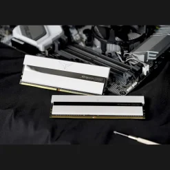 Memoria DDR4 Team Group T-Force Xtreem ARGB White 16GB 2x8GB 3200MHz CL16