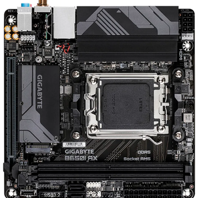 Placa Base Gigabyte B650I AX Socket AM5