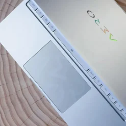 Portátil Gigabyte AERO 14 OLED 9MF-E2SESB4SH i5-12500H RTX 4050 16GB 1TB 14