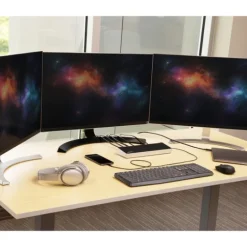 Startech USB-C Para Tres Monitores 4K Con 5x Puertos USB 3.0 - Dock Station