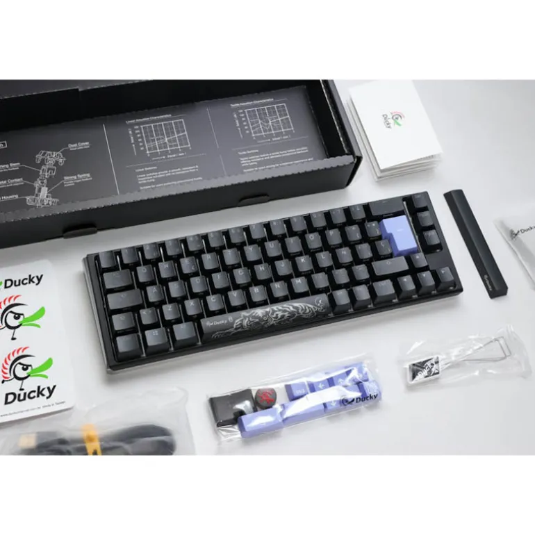 Teclado Ducky One 3 Classic SF 65% Hot-Swap RGB MX-Clear Negro