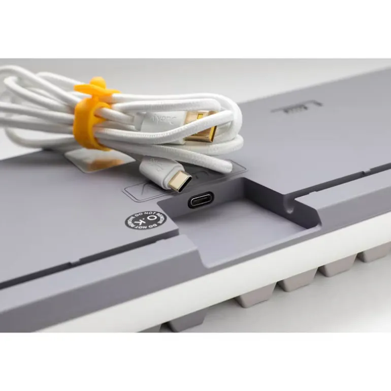 Teclado Ducky One 3 Mist TKL ISO-ES RGB Hot-Swappable Switch MX Speed Silver Gris