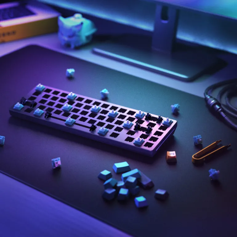 Teclado Glorious PC Master Race GMMK 2 Compact ANSI Rosa