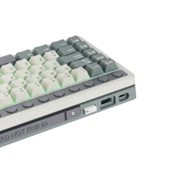 Teclado para Mac y Windows Royal Kludge RKM70 ISO-ES RGB Hot-Swappable Switch Cream Wireless Cyan Purple