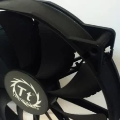 Thermaltake Pure 20 - Ventilador 20 cm
