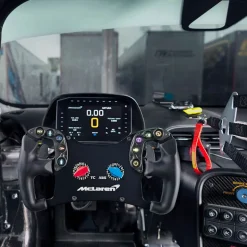 Volante Ascher Racing McLaren Artura GT4